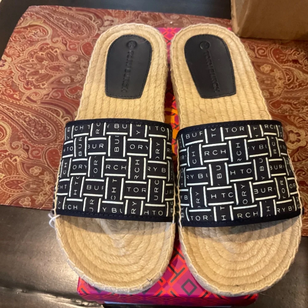 TORY BURCH Ribbon Espadrille Slide perfect Navy/ivory, size 7, BNIB, MSRP$265 - Picture 2 of 4
